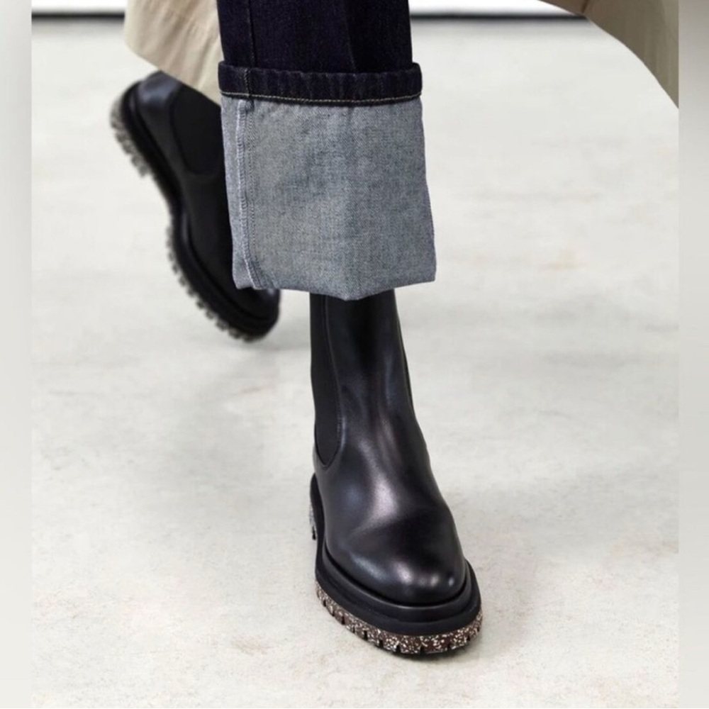 Dear Frances Black ankle boot